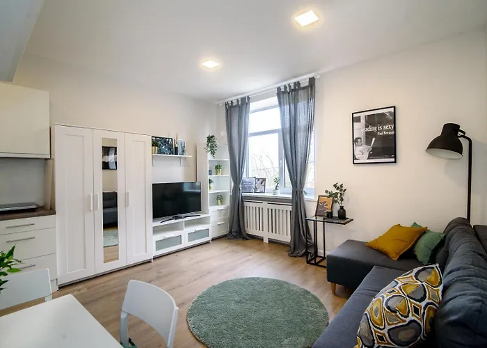 Modern 1Br / Near Gates Of Dawn / Special Offer
