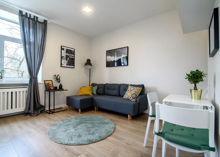 Modern 1Br / Near Gates Of Dawn / Special Offer