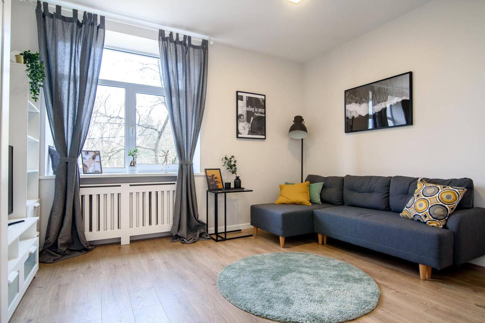 Íbúð Modern 1br / Near Gates Of Dawn / Special Offer