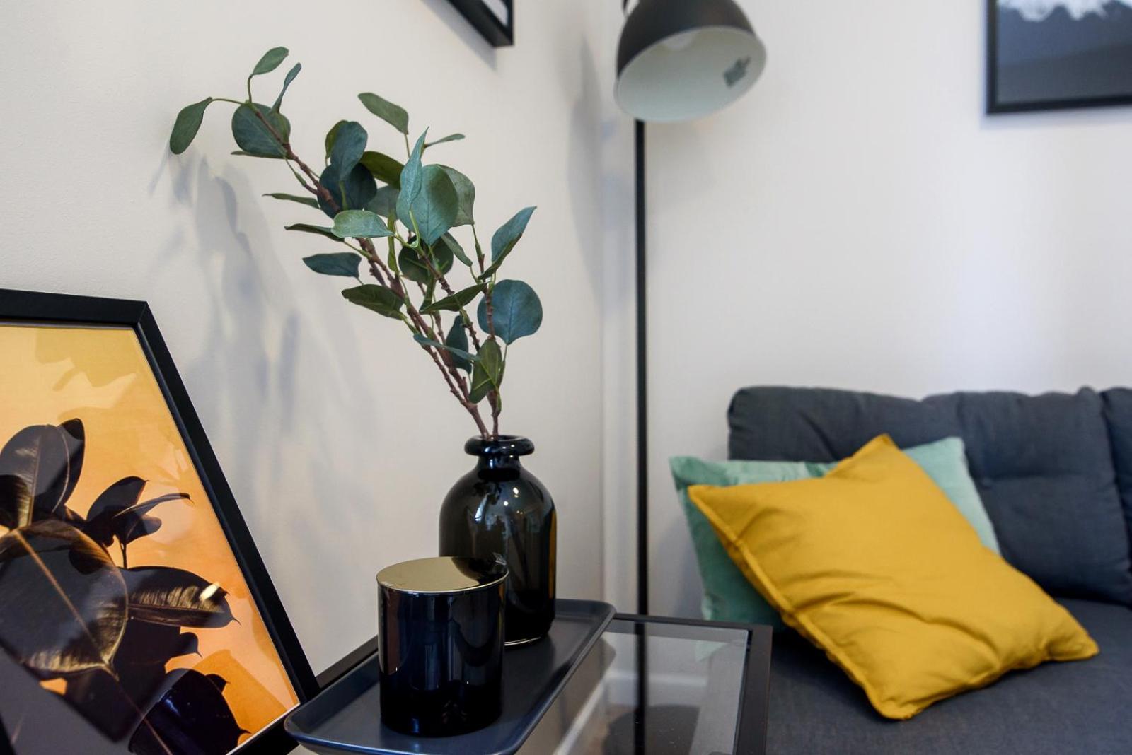 Íbúð Modern 1br / Near Gates Of Dawn / Special Offer